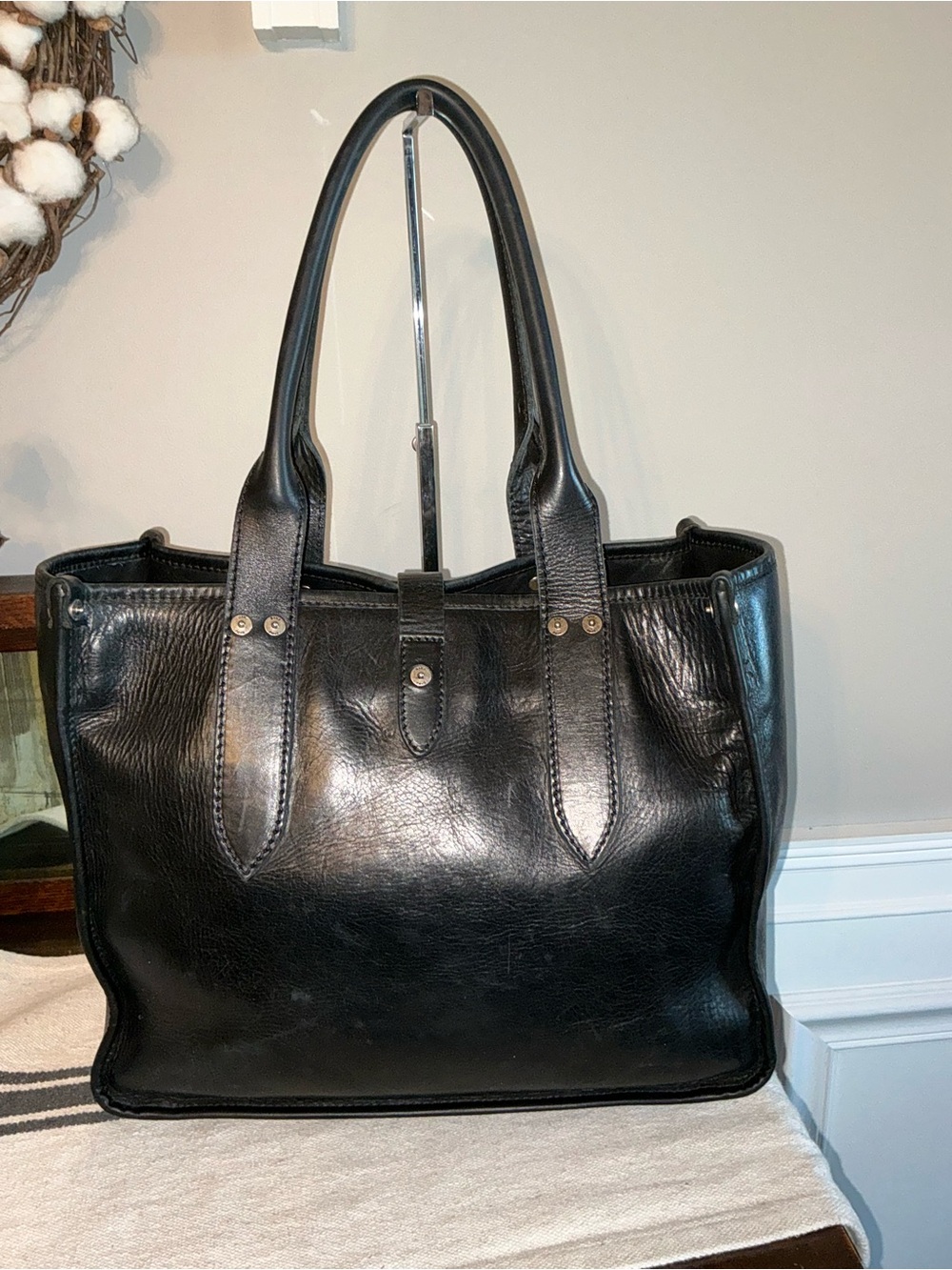 Frye Amy Leather Shopper Tote Shoulder Bag Black Retail $448 - Picture 2 of 11